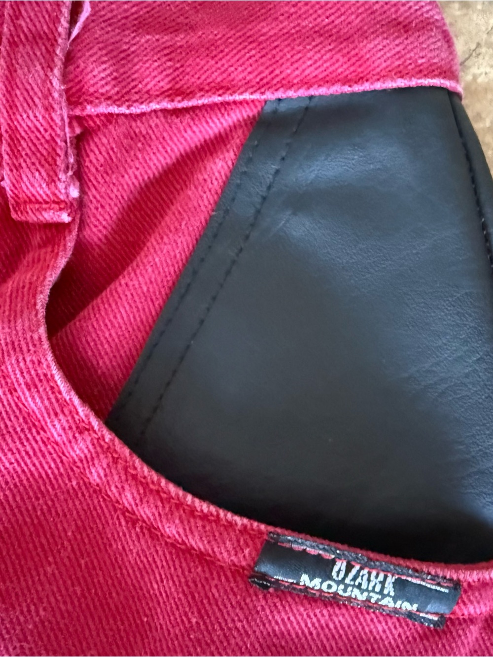Vintage 90s Ozark Mountain Red Western Jeans – Faux Leather Trim – Straight Leg - Picture 4 of 10